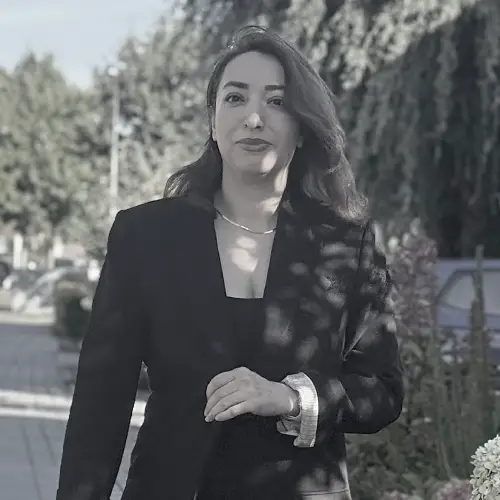 Zahra J. Esfahani Zahra is the financial advisor in TiveTech with accounting background